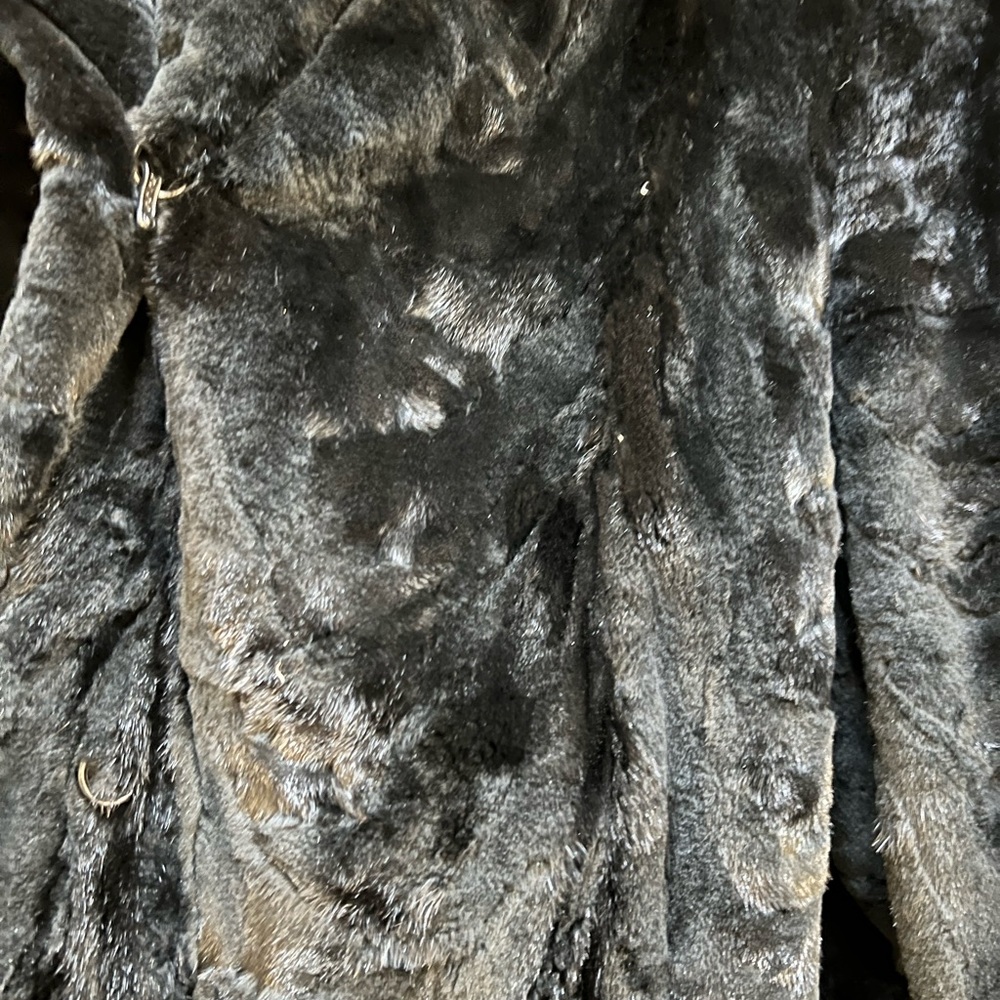 Neiman Marcus Dark Teddy Jacket with Fur Trim - Picture 4 of 6